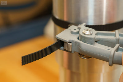 Smart band flex in use with tightening tool